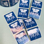 Sticker vierkant blauw 35mm `Voor mijn stoere papa` ( per 10 stuks )
