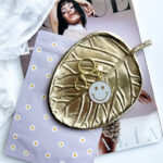 Stationery & gift, sleutelhanger `Smiley lila goud`