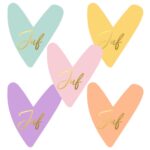 Sticker hartjesvorm 33x38mm , `Juf` 5 kleuren   ( mix van 10 stuks )