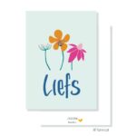 JUDITH maakt , A7 kaartje  `Liefs` met 3 bloemetjes op zacht groene basis