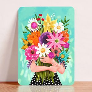 Aniet Illustration, kaart A6 `Bos bloemen in armen` blauwe achtergrond