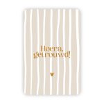 Wensjegeluk, kaart A6 met goud accent `Hoera getrouwd` streepjes
