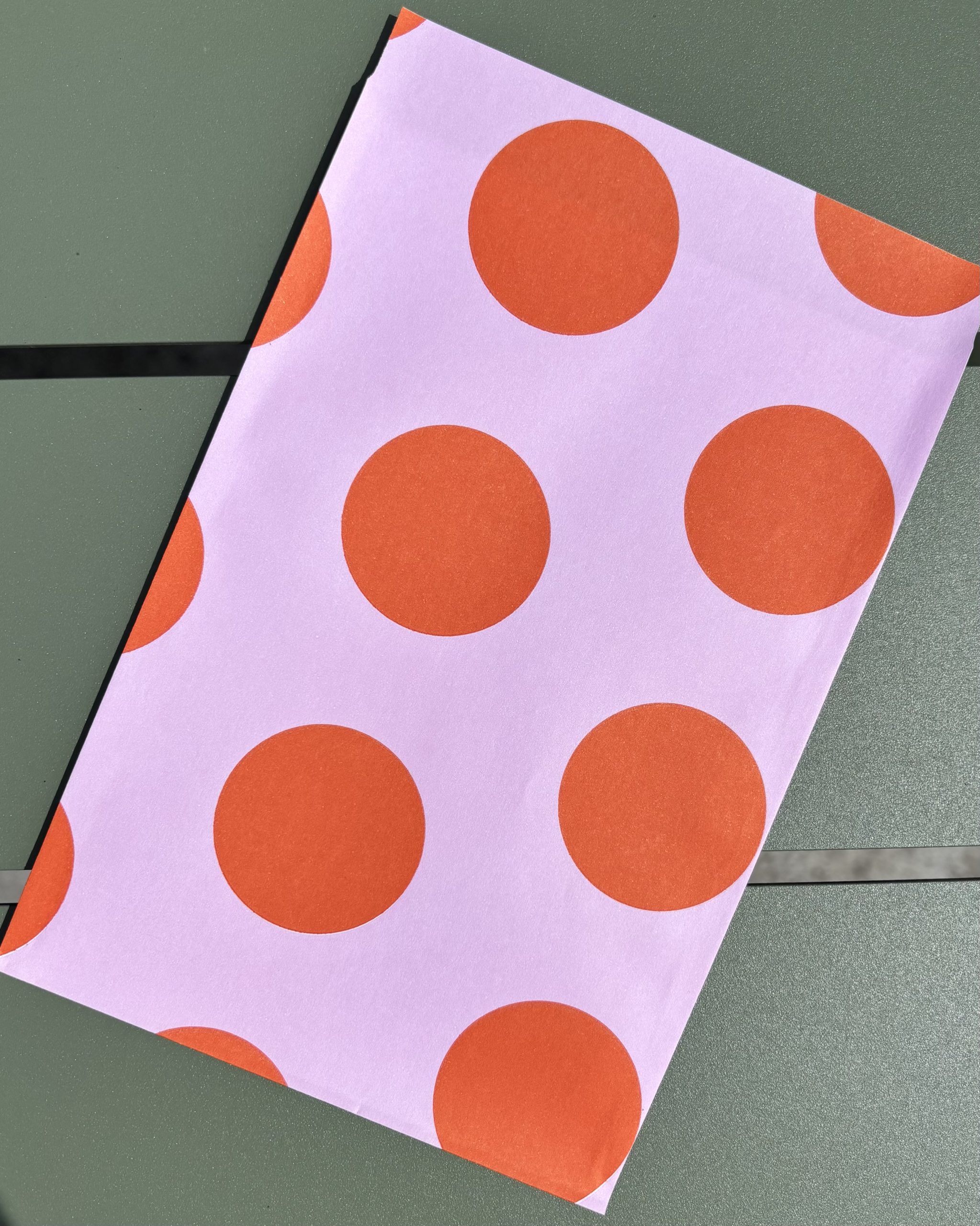 IMG_2574 Kadozakje, Medium 12cmx19cm `Big dots` oranje roze ( per stuk ) - Afbeelding 1