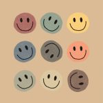 Vol liefs , A6 ansichtkaart `9 Smiley`s in warme kleuren`