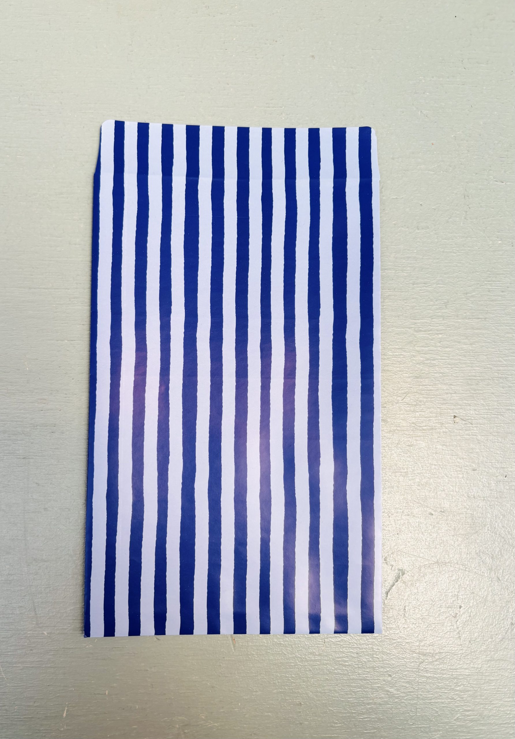 IMG_5445 **Kadozakje, Medium 12cmx19cm `Lichtblauw donkerblauw streep` ( per stuk ) - Afbeelding 1
